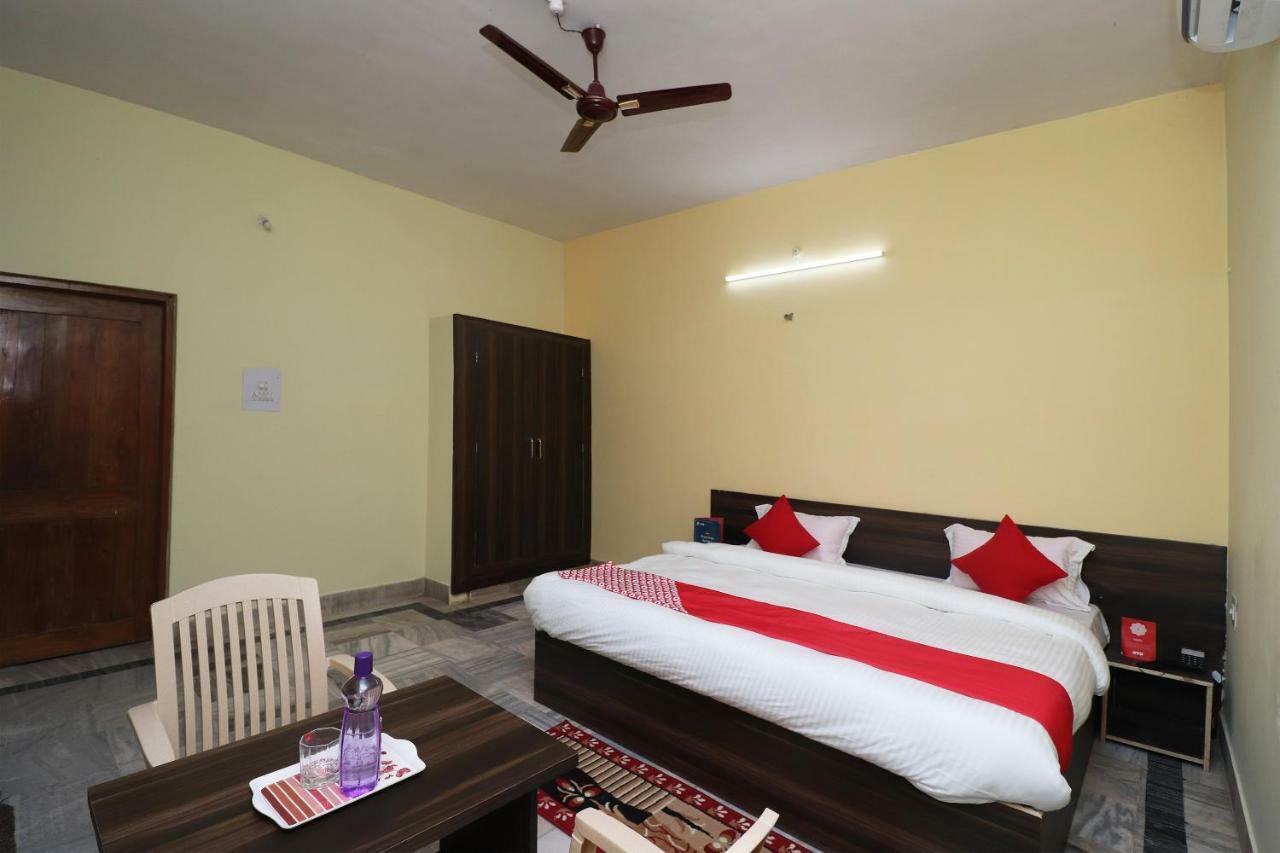 Oyo 35736 Shree Jagannath Lodge Пури Екстериор снимка