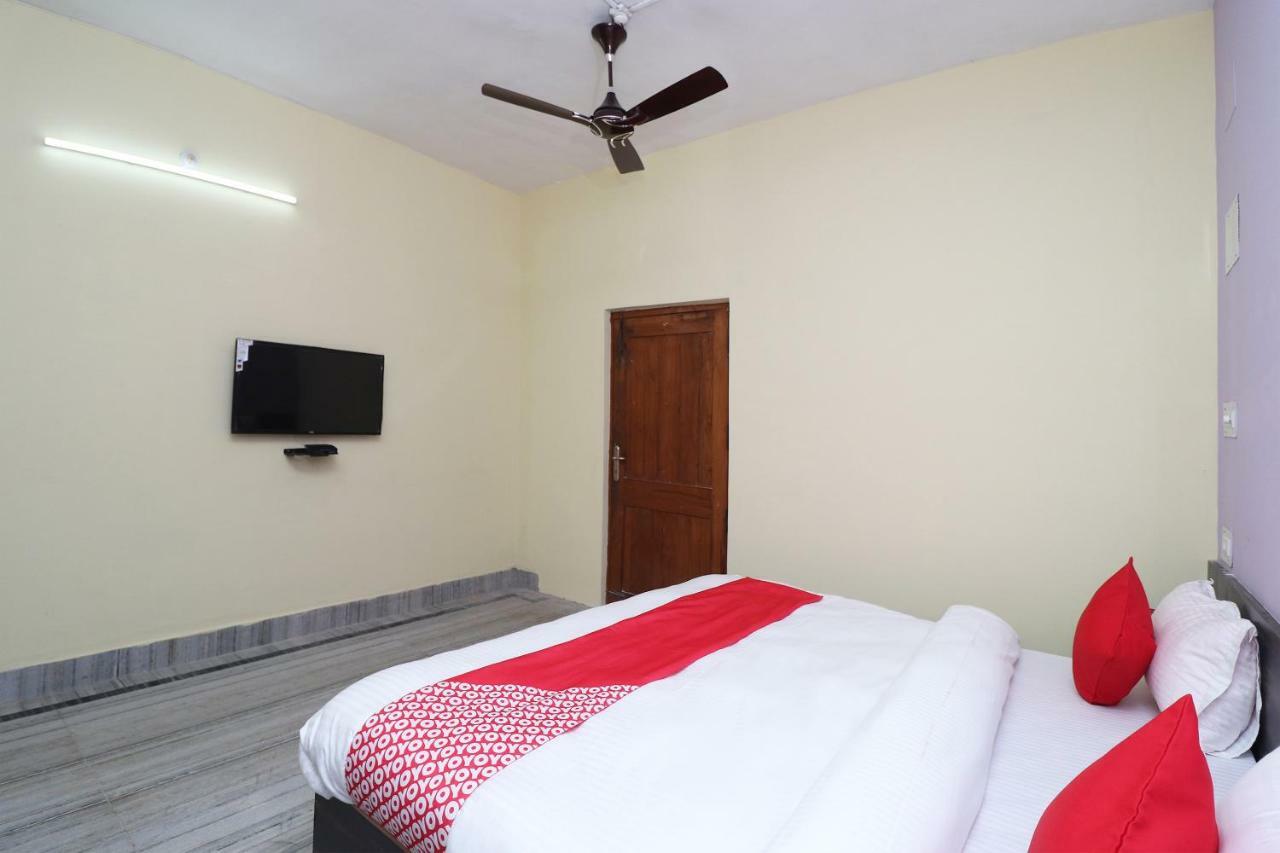 Oyo 35736 Shree Jagannath Lodge Пури Екстериор снимка