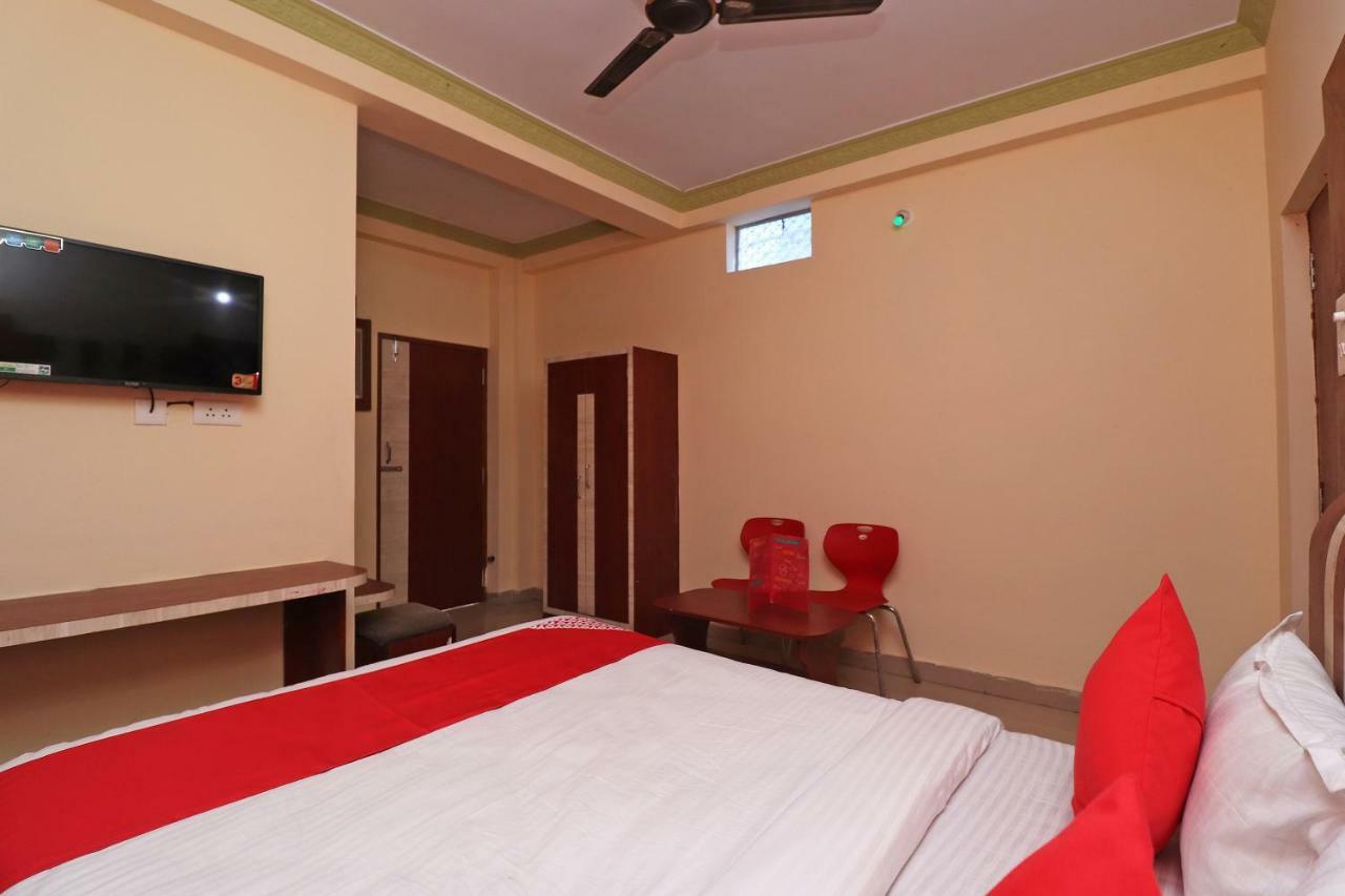 Oyo 35736 Shree Jagannath Lodge Пури Екстериор снимка